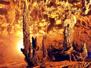 Nguom Ngao Cave Nguom Ngao Cave